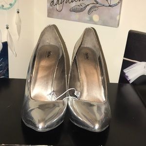 Silver Pumps